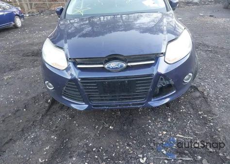 2012 Ford Focus Sel z USA, uszkodzony, nr VIN 1FAHP3M22CL111363